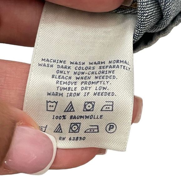 Lands’ End Girl’s Medium Wash Denim Button Front Collared Top Size 8 - Picture 4 of 12